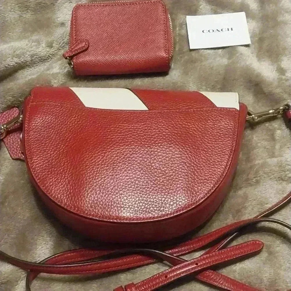 Coach Ellen Striped Red Chalk White Flap Crossbody Bag with Bifold Coach Wallet - Picture 2 of 9